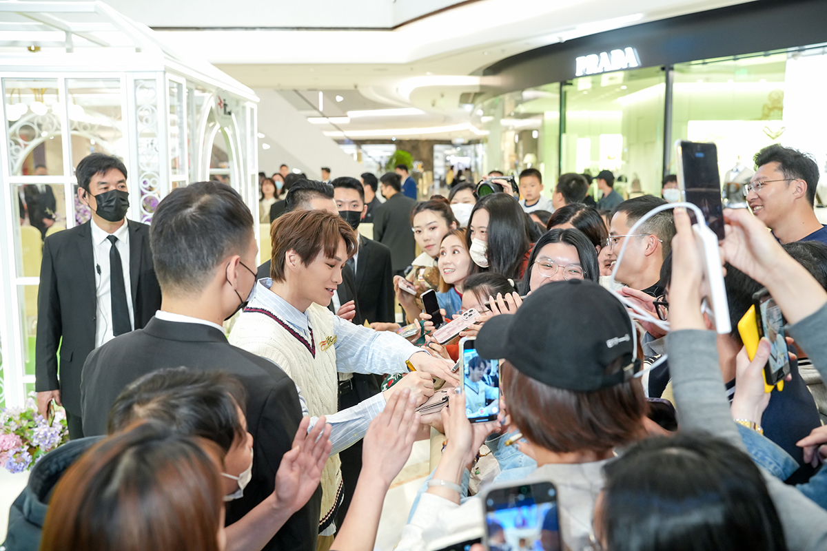 deca238b625515c7c6aec31543f4e7a3.jpg deca238b625515c7c6aec31543f4e7a3.jpg